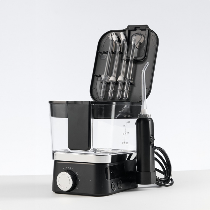 Ирригатор торговой марки OMIOTTON, модель OMIO-350 черный